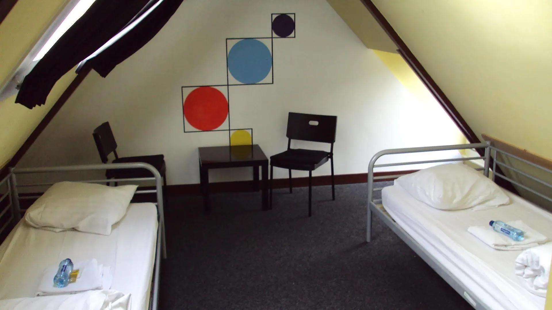 Hostel The Flying Pig Uptown Pansiyon Amsterdam